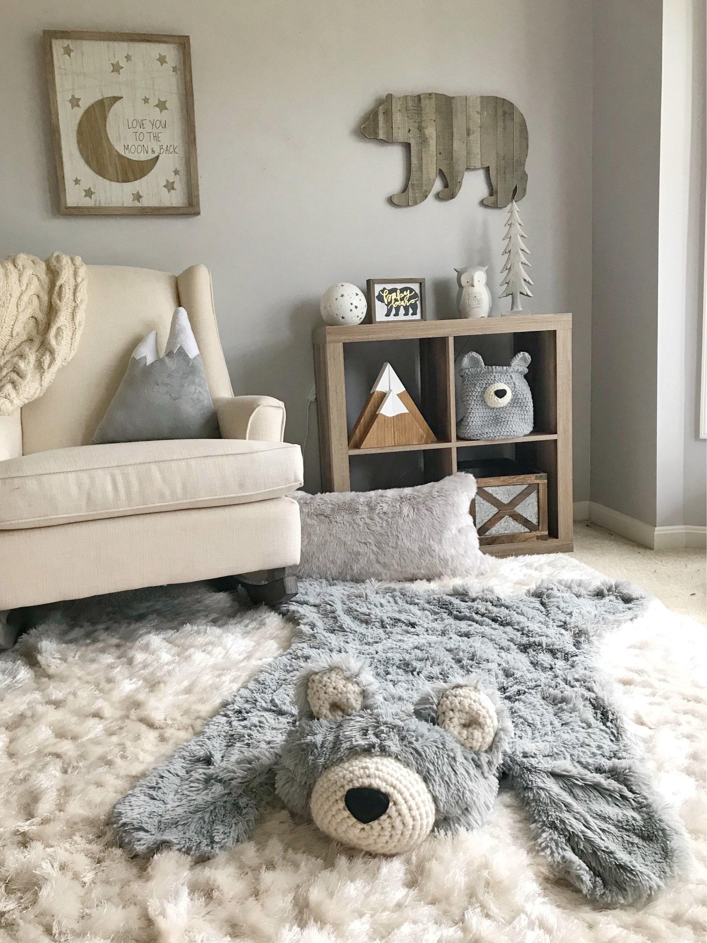 Add a plush rug for warmth⁣ and‍ comfort in your Nursery‌ Nook