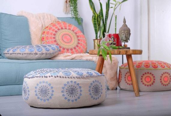 Include a ⁢pouf for additional seating⁢ and comfort in your Boho Living Room