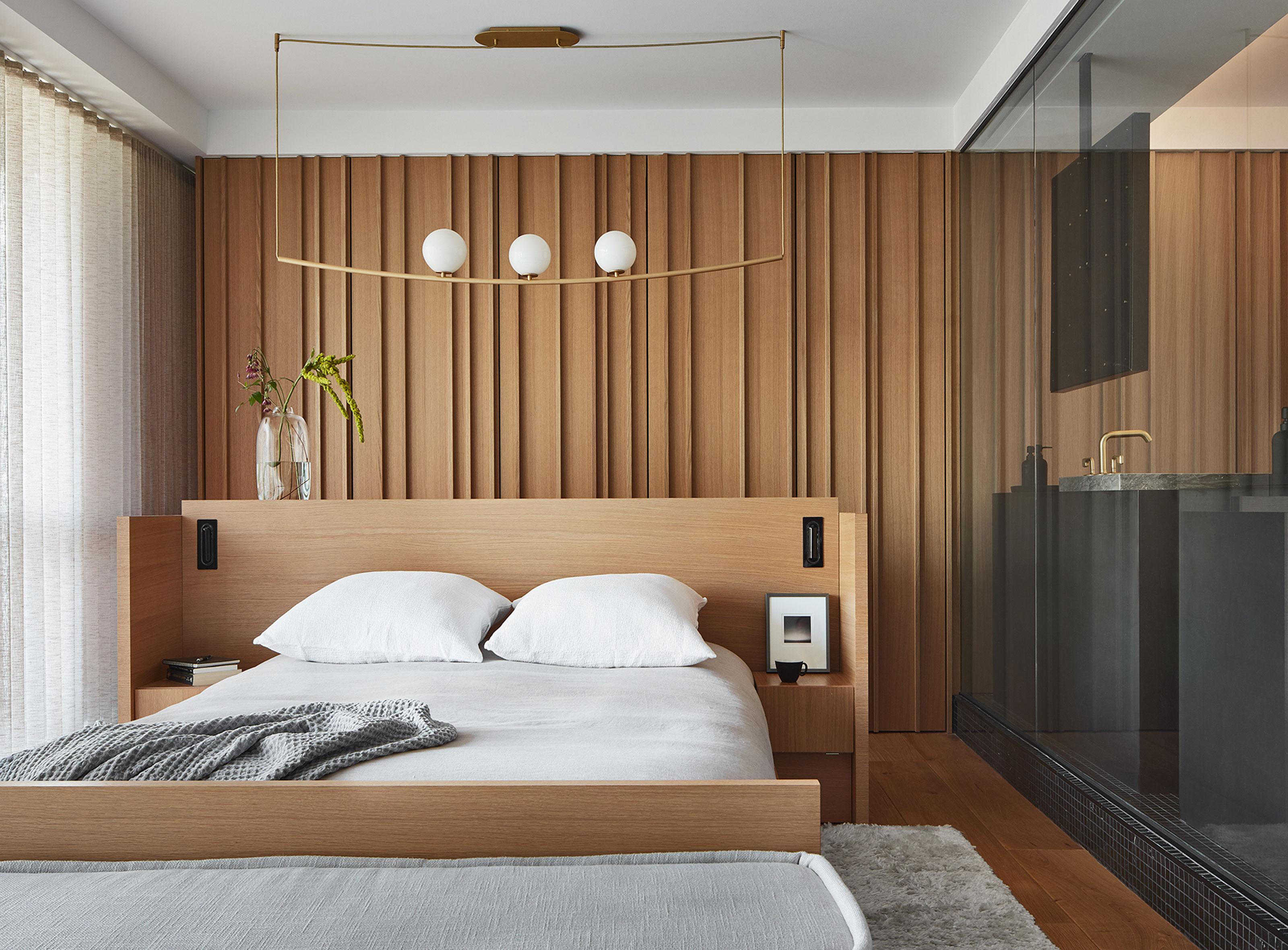 Arrange your layout for flow and accessibility in your ‌Minimalist Bedroom