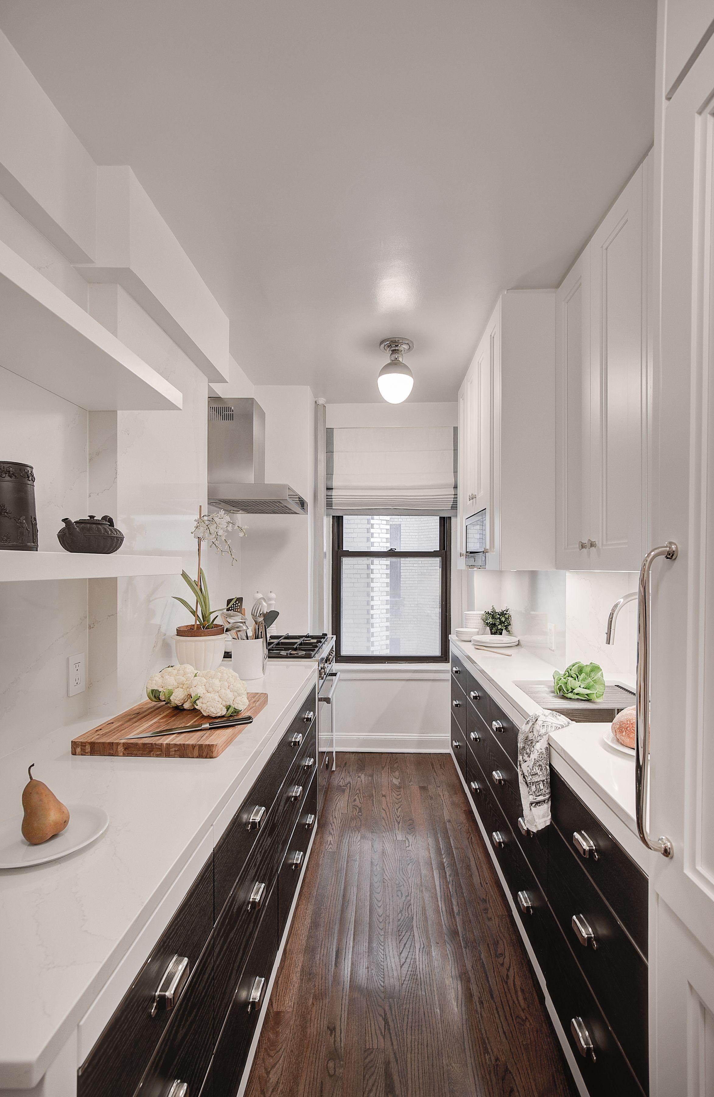 Maximize natural light ⁢with reflective surfaces ​in your galley kitchen