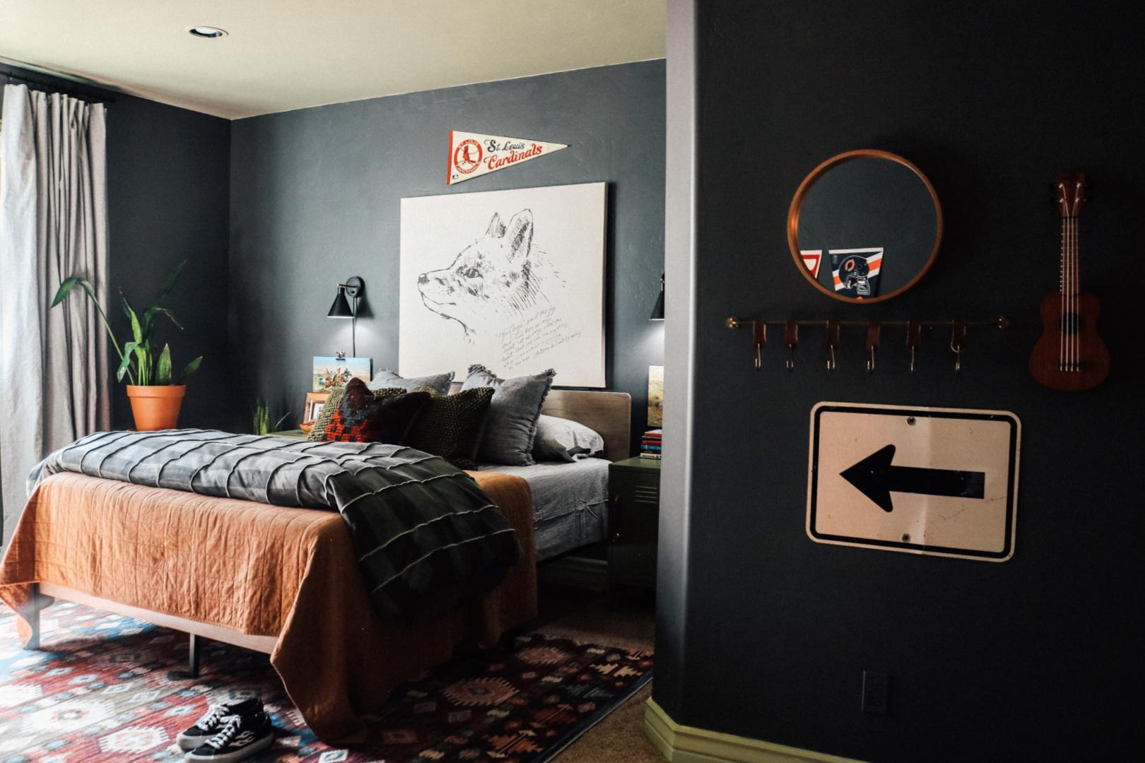 Blend vintage and modern ⁣pieces for unique charm in your teen⁣ bedroom