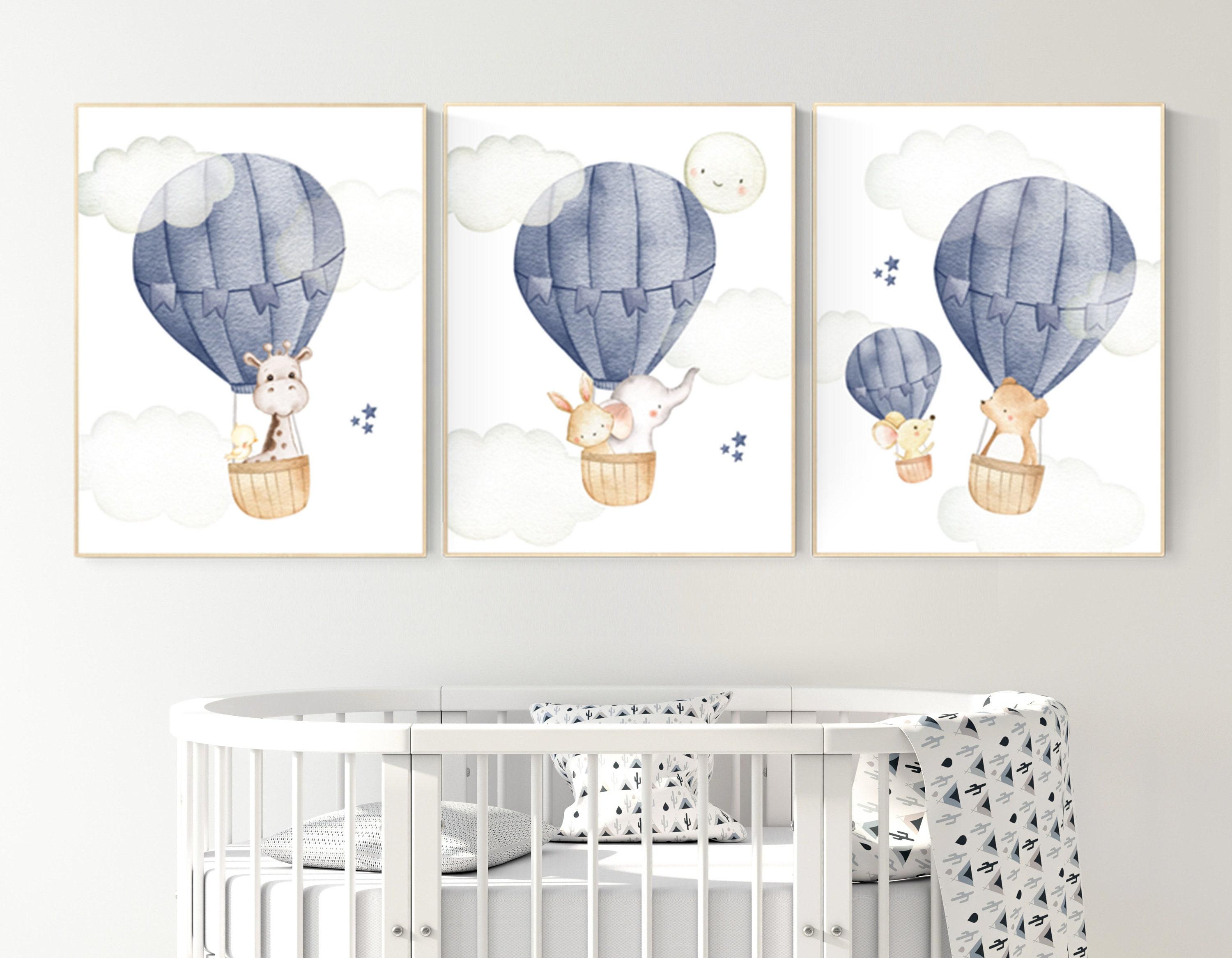 Hot Air Balloon Adventure: Decorate the Boy Nursery ‌with whimsical balloon designs