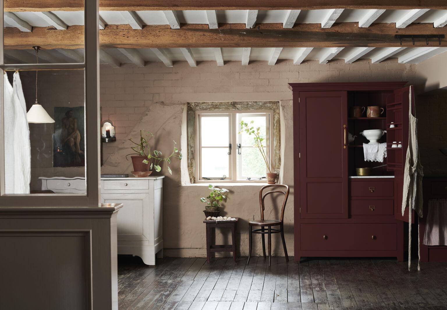 Utilize ⁣organizational ​tools to keep your Burgundy Kitchen tidy and stylish