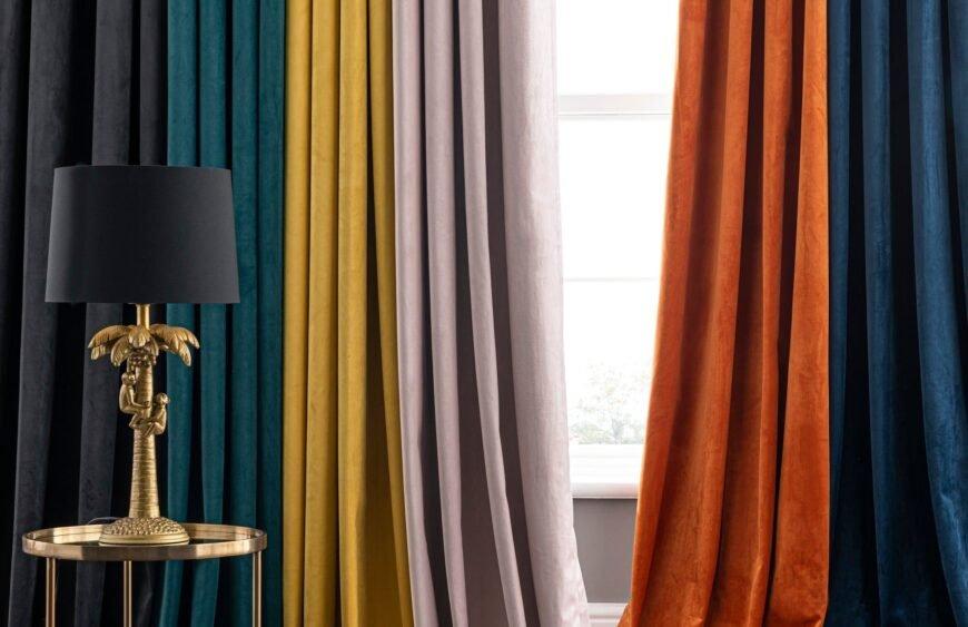 Soft curtains allow light modulation in your living room sanctuary