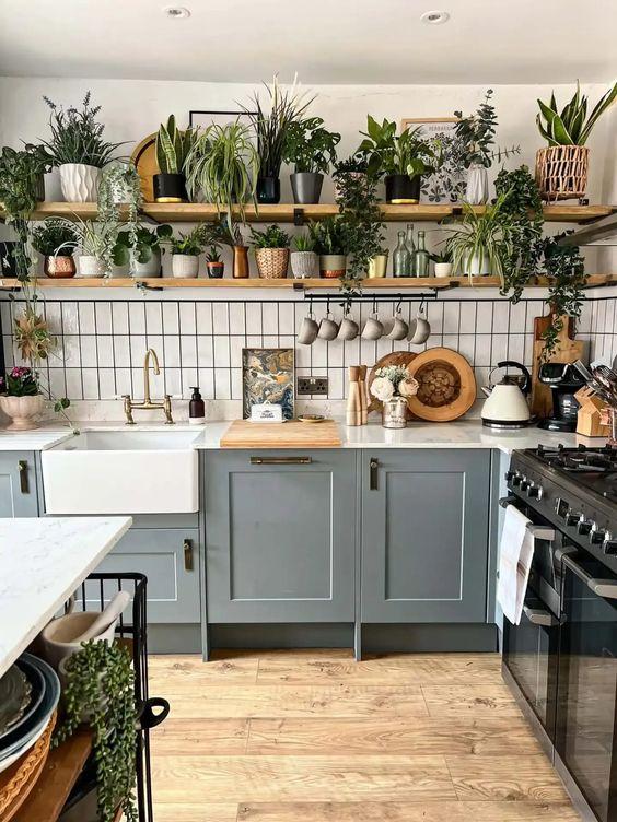 Biophilic ⁣design incorporates greenery, improving‌ air quality⁢ and kitchen ambiance