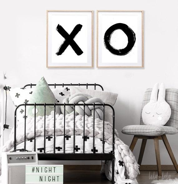 Consider black-and-white elements for a‍ modern boy nursery ‌aesthetic