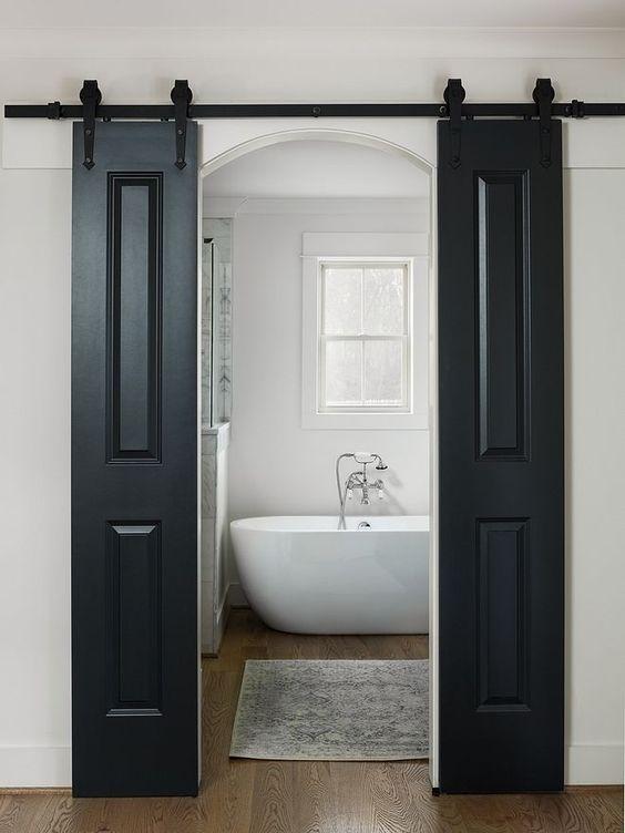 Incorporate a sliding door to minimize ​obstruction ‌in ‌narrow bathroom