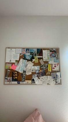 A bulletin board ​to‍ display memories and inspiration in the teen bedroom