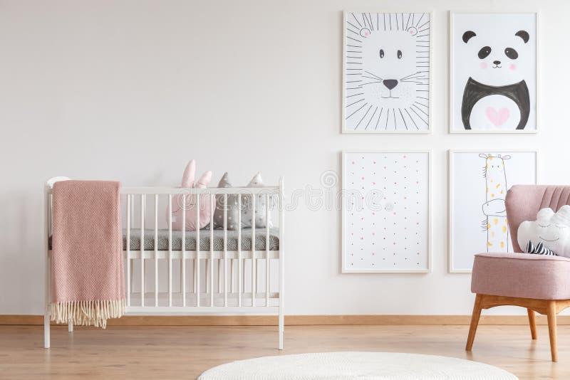 Modern⁢ Minimalist: Keep it sleek with neutral tones and simple patterns in your‍ boy nursery