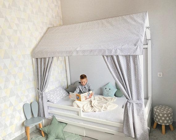 Cozy Canopy Beds:​ A dreamy bedroom ⁣trend for ultimate ⁤comfort