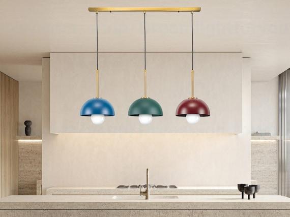 Brighten your eat-in kitchen with colorful pendant lighting for a cheerful⁣ ambiance