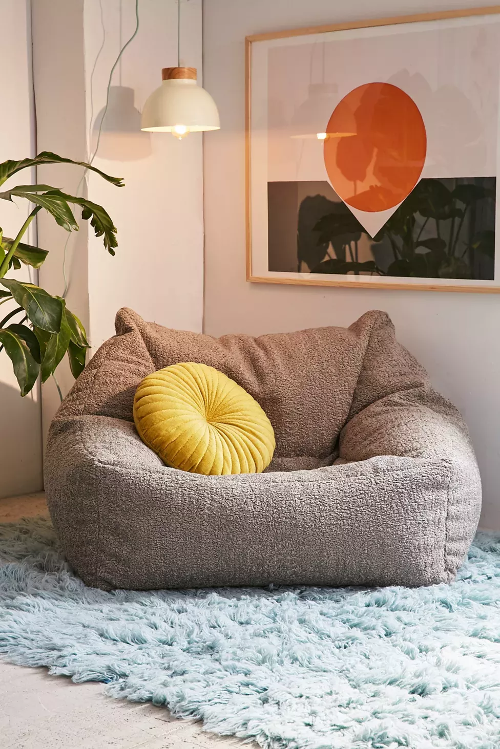 Creative Ways to Use Bean Bag Chairs in
Your Home