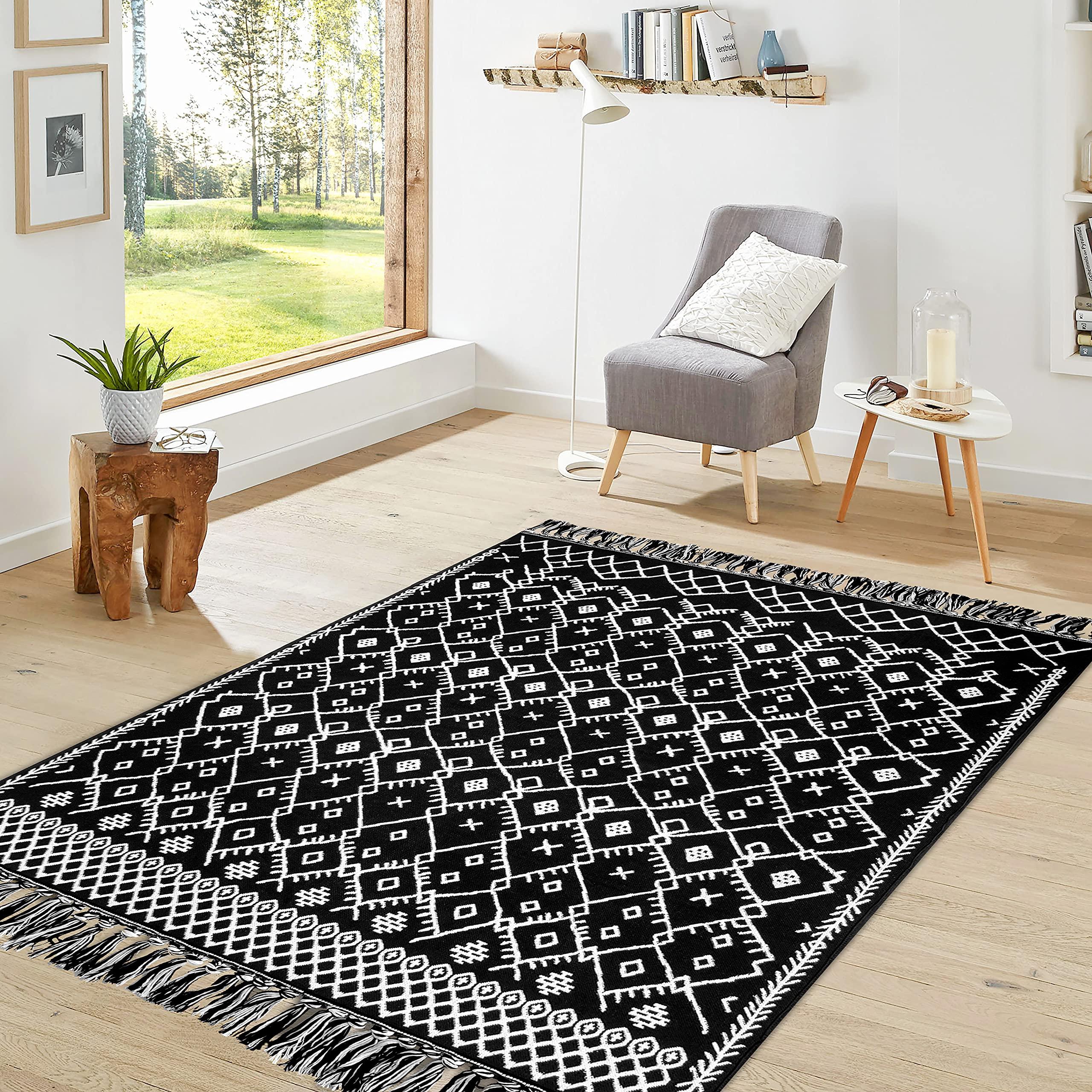 A bohemian rug to define your space and enhance your Boho Living Room