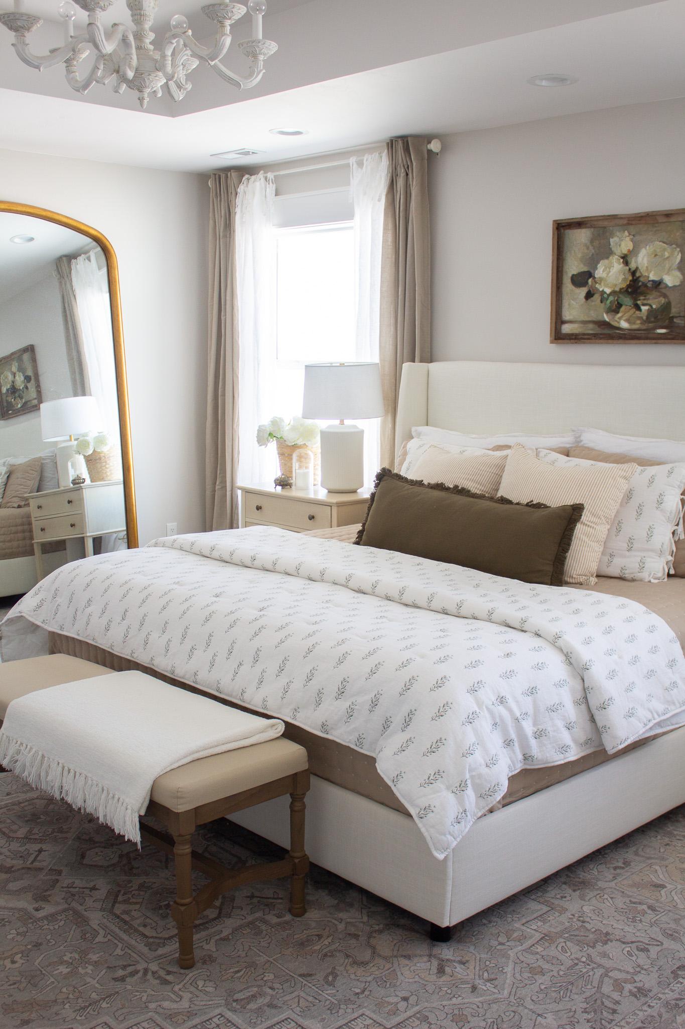 Bedroom Trend: Neutral bedding allows for seasonal decor flexibility