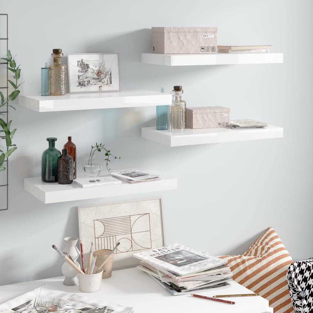 Add floating shelves⁣ to display decor without ‌taking up floor space in your small bedroom