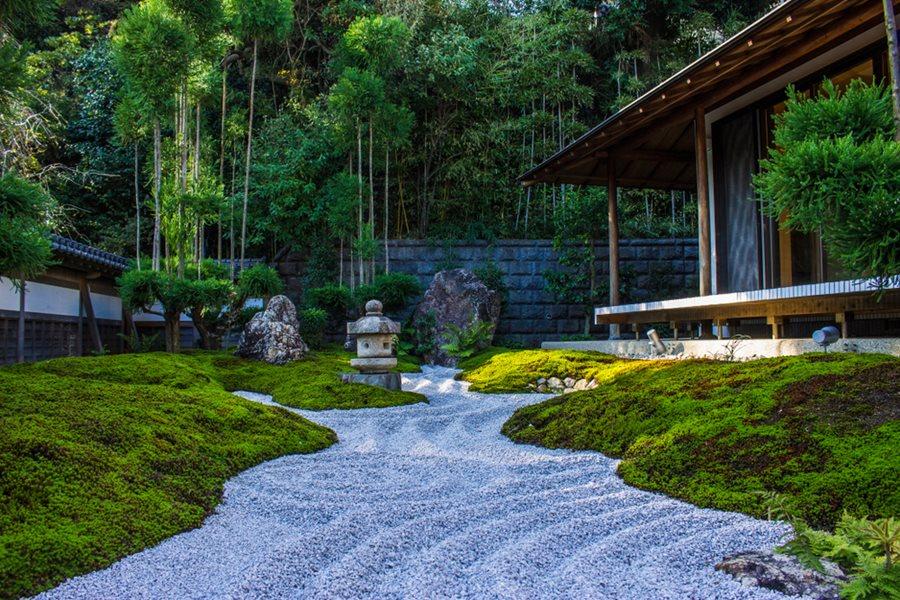 Textured pathways add depth and interest in your Zen Garden pathway design