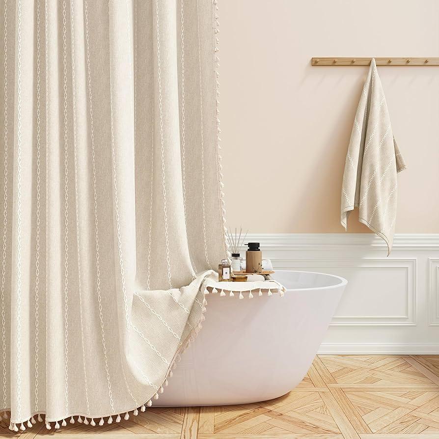 Install‌ a shower curtain‌ with a farmhouse print for charm