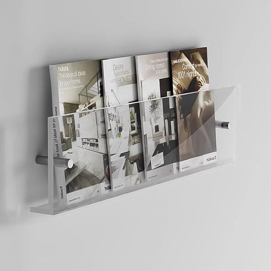 Hang a magazine rack⁢ for ⁣stylish organization in your small bathroom