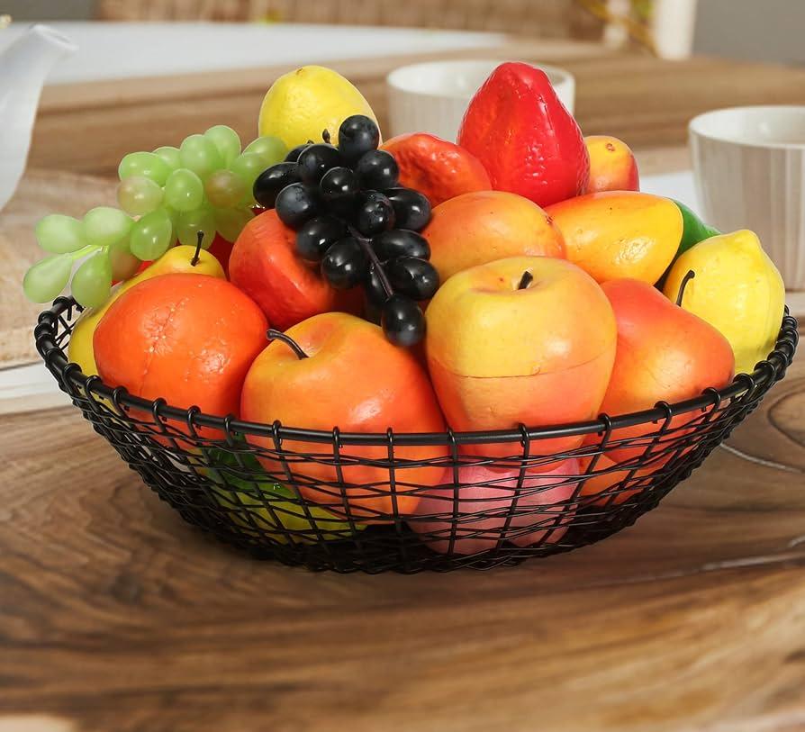 Add a⁢ stylish fruit bowl as a centerpiece in your eat-in kitchen