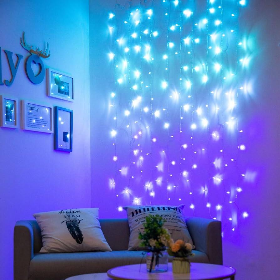 Use fairy lights to add soft illumination and charm to your teen girl‌ bedroom