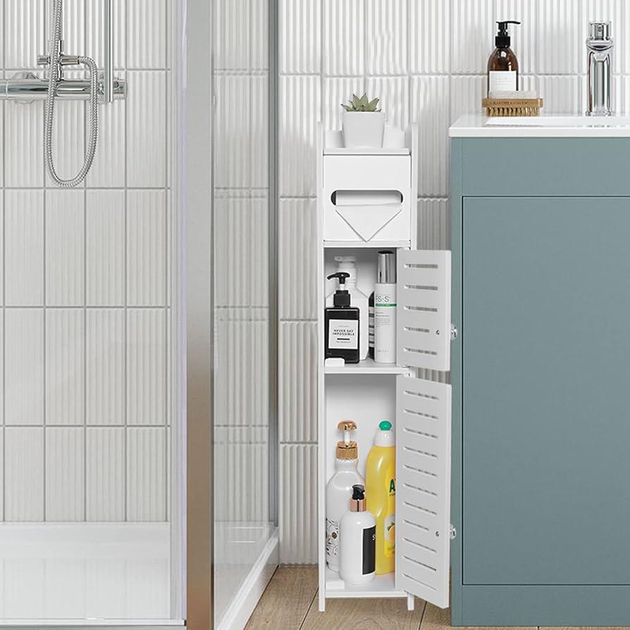 Use vertical shelving to maximize storage in your ⁢small bathroom