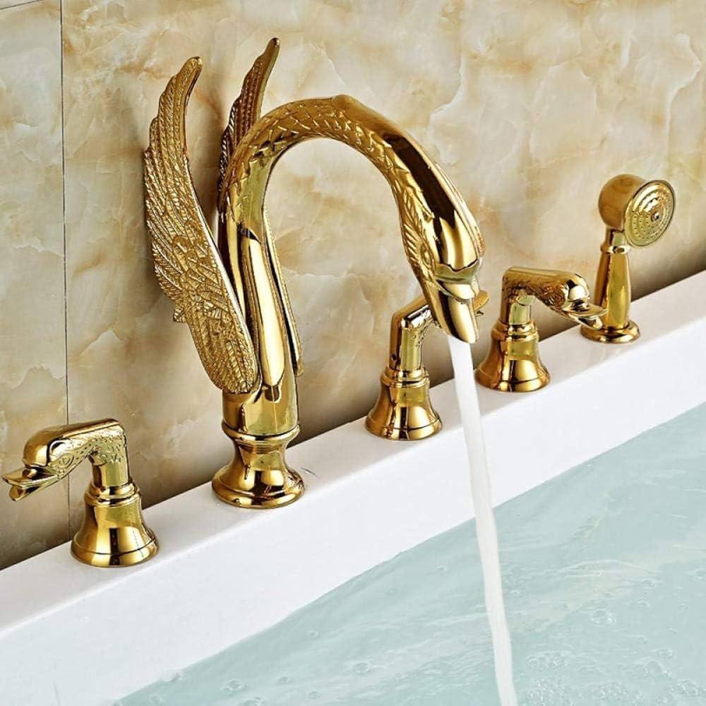 Unique faucets: ⁣Artistic fixtures⁣ that captivate in the bathroom