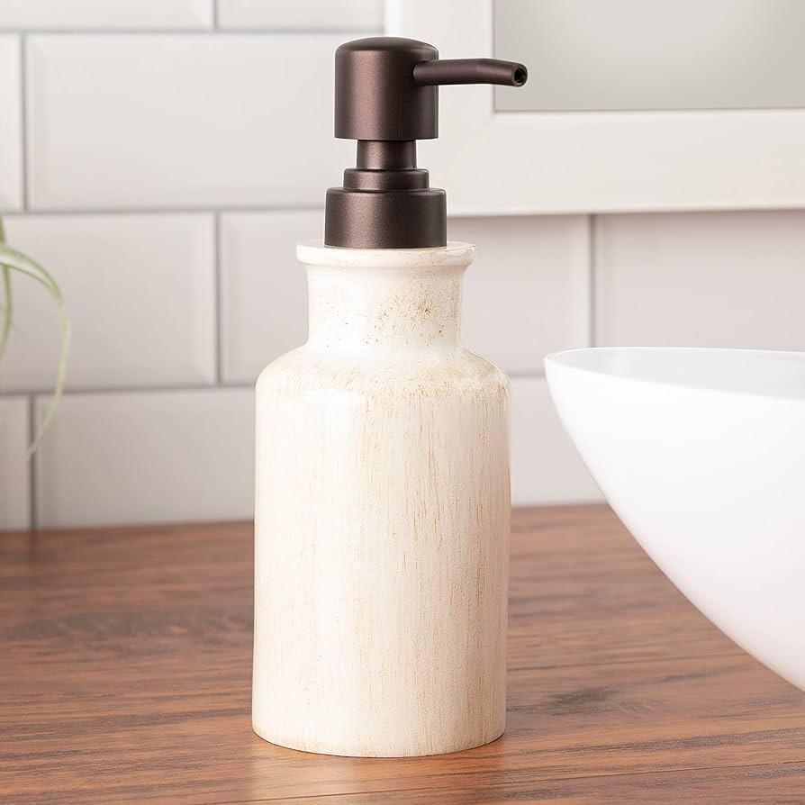 Rustic soap dispensers for functional and stylish ⁤touches ⁣in farmhouse⁣ bathrooms