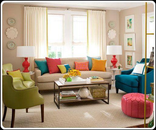 Create a cohesive theme using complementary colors in your living⁣ room