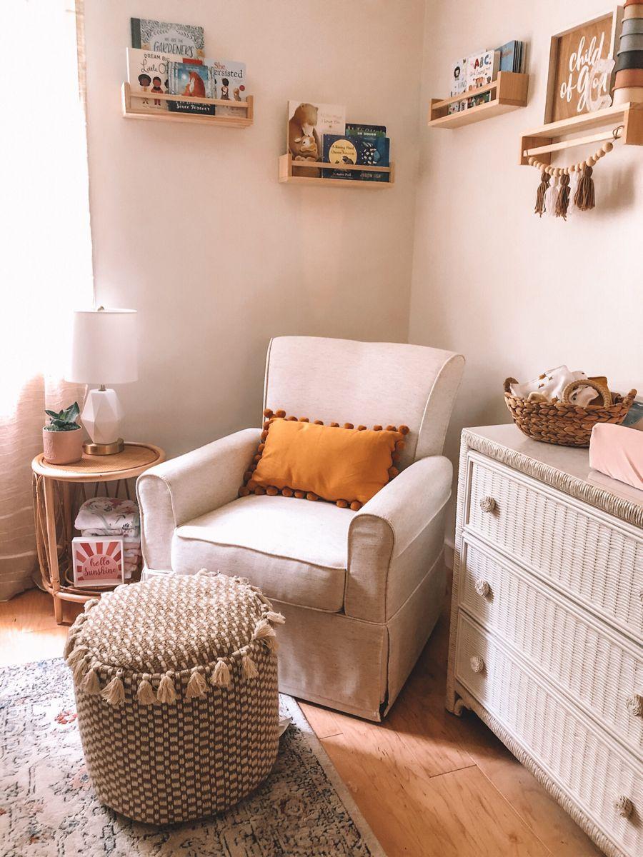 Install a comfortable ‍rocking chair for bonding ⁤in your Nursery⁣ Nook