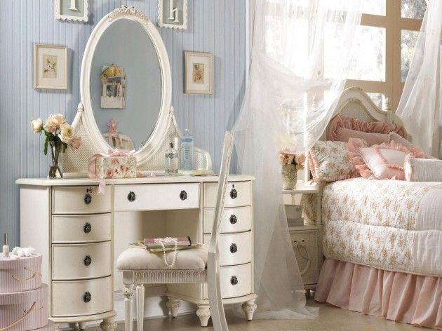 A⁤ vintage dresser adds⁢ character and charm to your teen girl bedroom