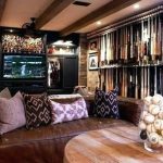 Baseball Room Decor Ideas | Baseball theme room, Eclectic living .