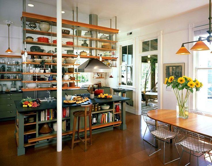 Embrace open shelving ⁤to showcase your favorite dishes ⁣in your eat-in⁢ kitchen