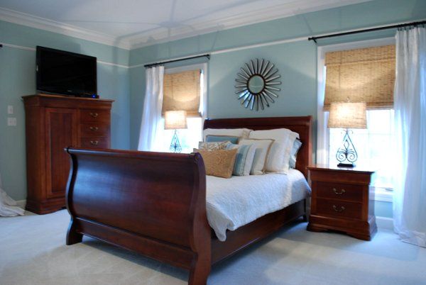 Sweet Chaos Home: Our Home: Master Bedroom | Wood bedroom .