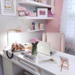 Home #Decor / 25 Chic Office Desk Arrangements You Need to Copy .