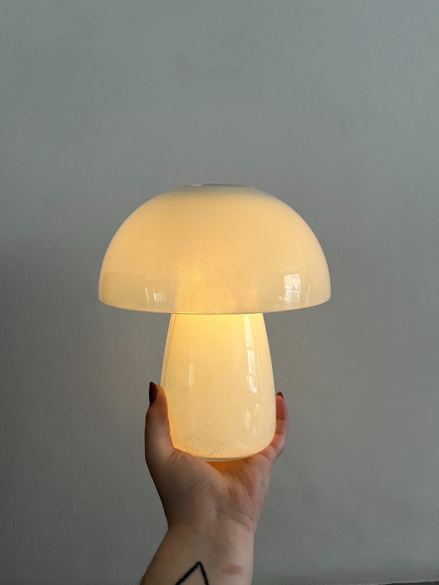 Décorate your home with cool lamp