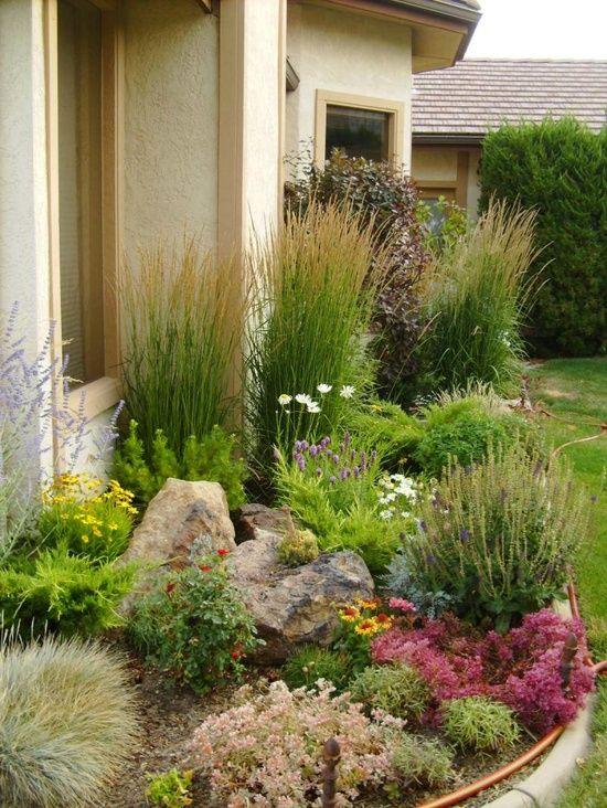 Incorporate ⁣ornamental‌ grasses for texture in your front yard landscaping design