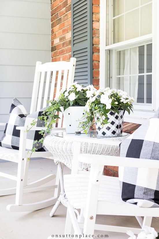 Black and White on the Front Porch | Summer porch decor, Front .
