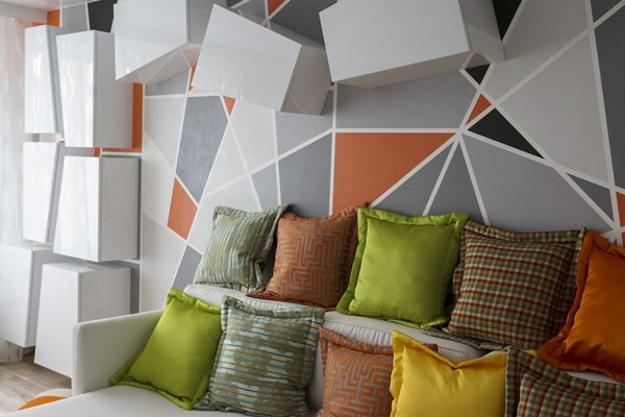 Explore bold geometric patterns to invigorate ⁢your living room design