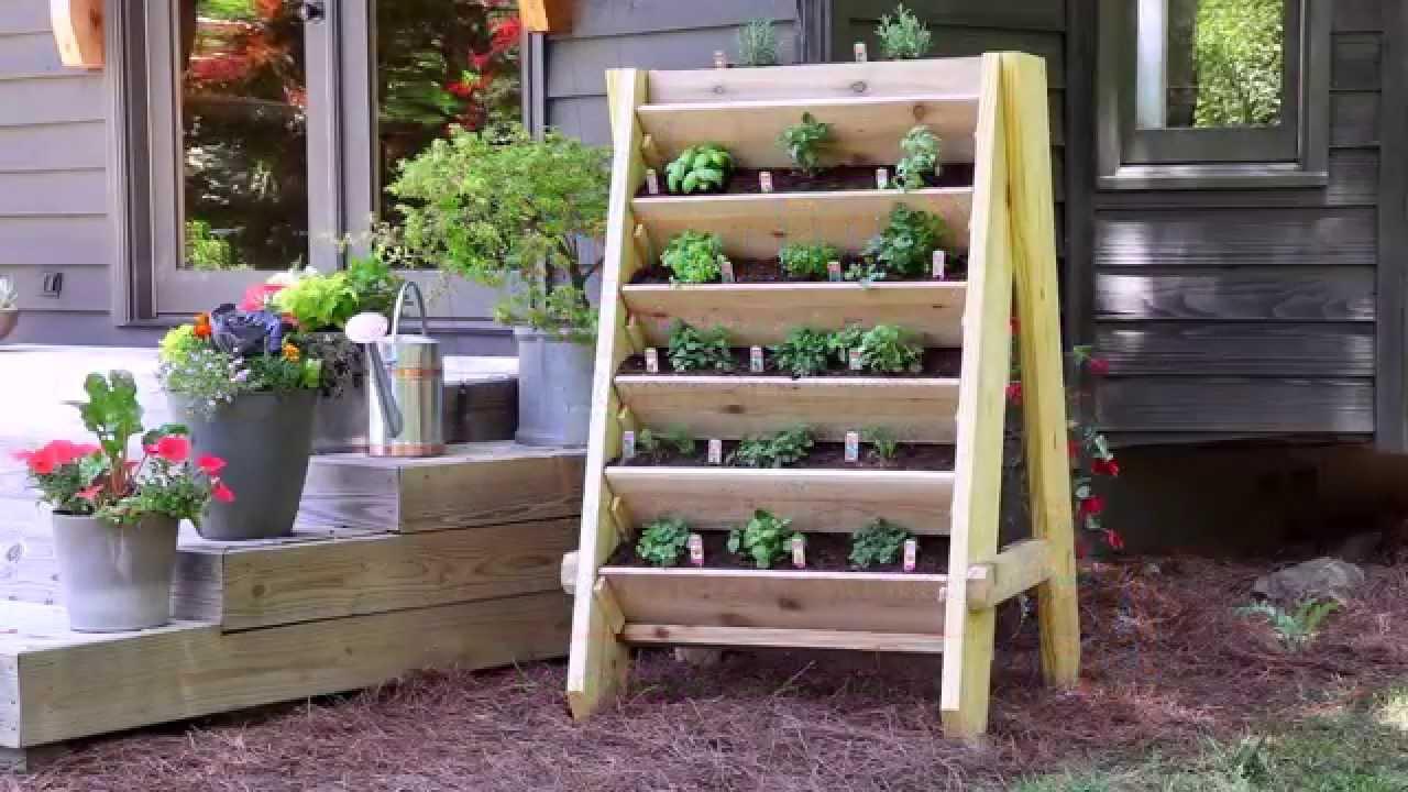 Create a⁣ rustic herb oasis with a tiered‌ pallet garden for easy access