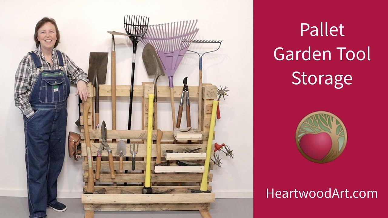 Pallet Garden Tool Organizer: Convert pallets ​into a chic storage solution for gardening tools