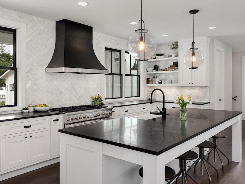 Incorporate⁤ durable countertops to withstand the daily demands of your busy⁣ Eat-In Kitchen