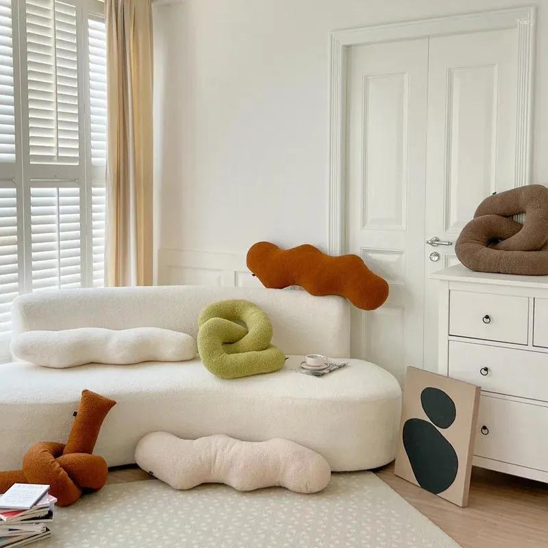 Use soft textiles to add warmth ​in⁢ your Nursery Nook