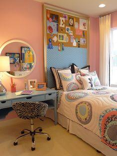 Create a vision board​ to inspire goals and dreams in your teen bedroom