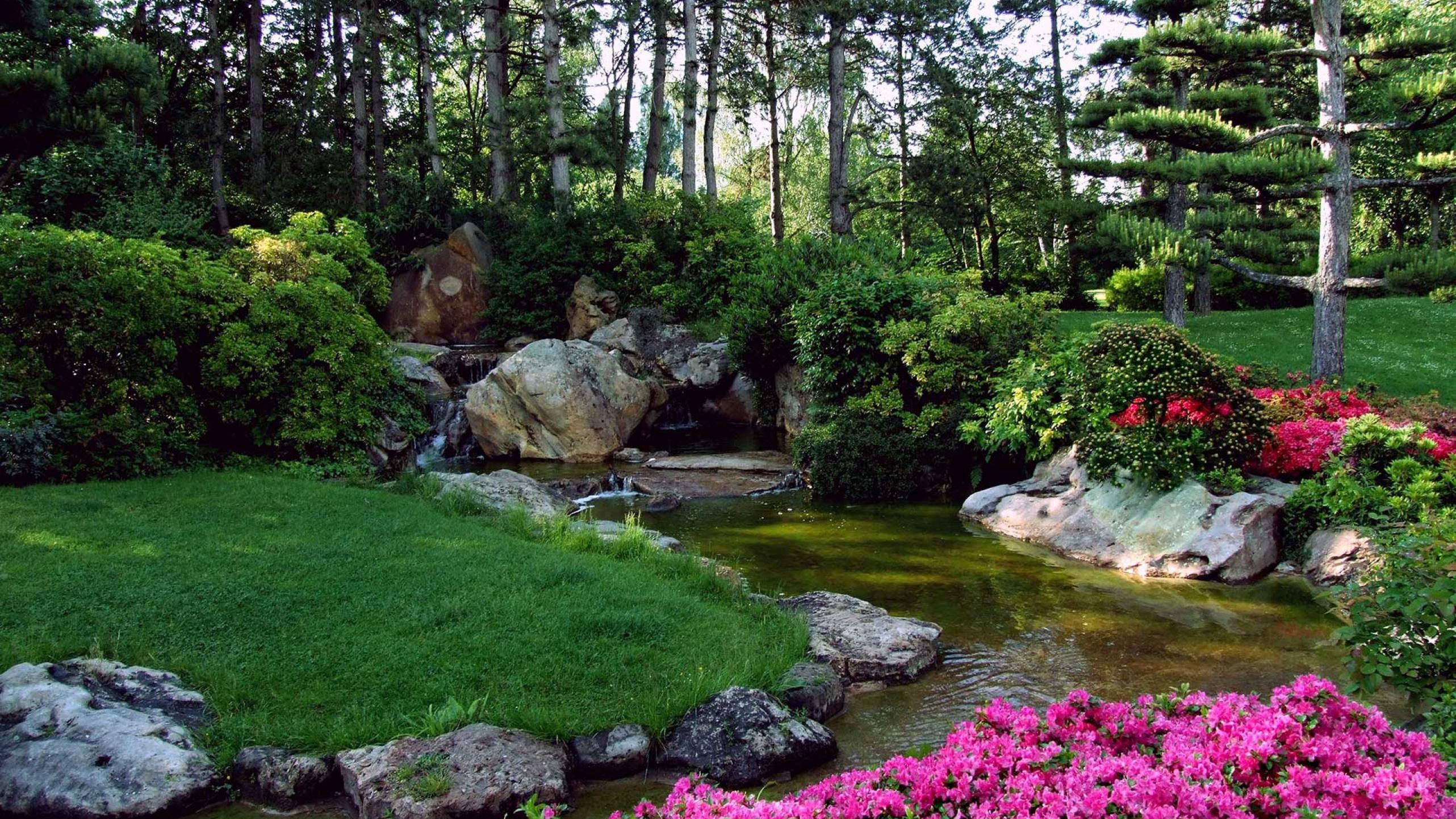 Utilize balance: Symmetrical designs foster harmony within your Zen Garden environment