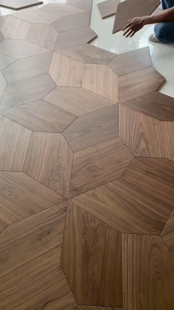 Hardwood floor wax; how to apply