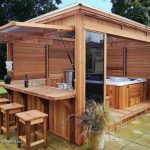 32 Beautiful Outdoor Hot Tub Privacy Ideas | Hot tub patio, Hot .
