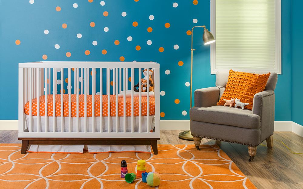 Choose ⁢bold color palettes for a striking boy nursery atmosphere