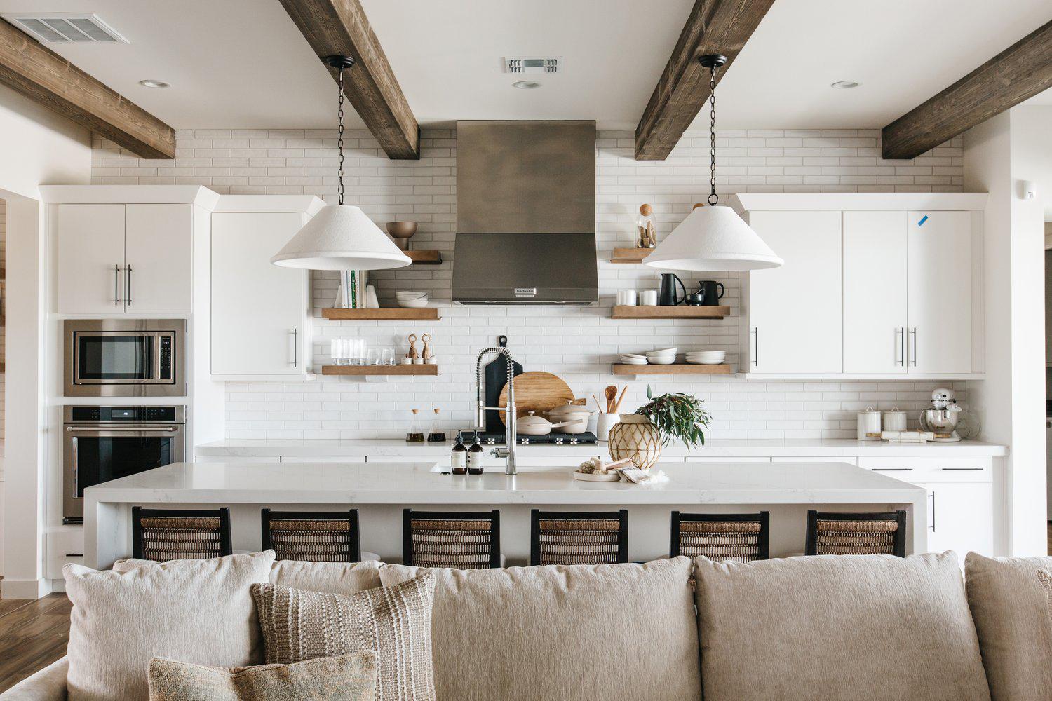 Neutral color palettes create a calming atmosphere in your farmhouse kitchen