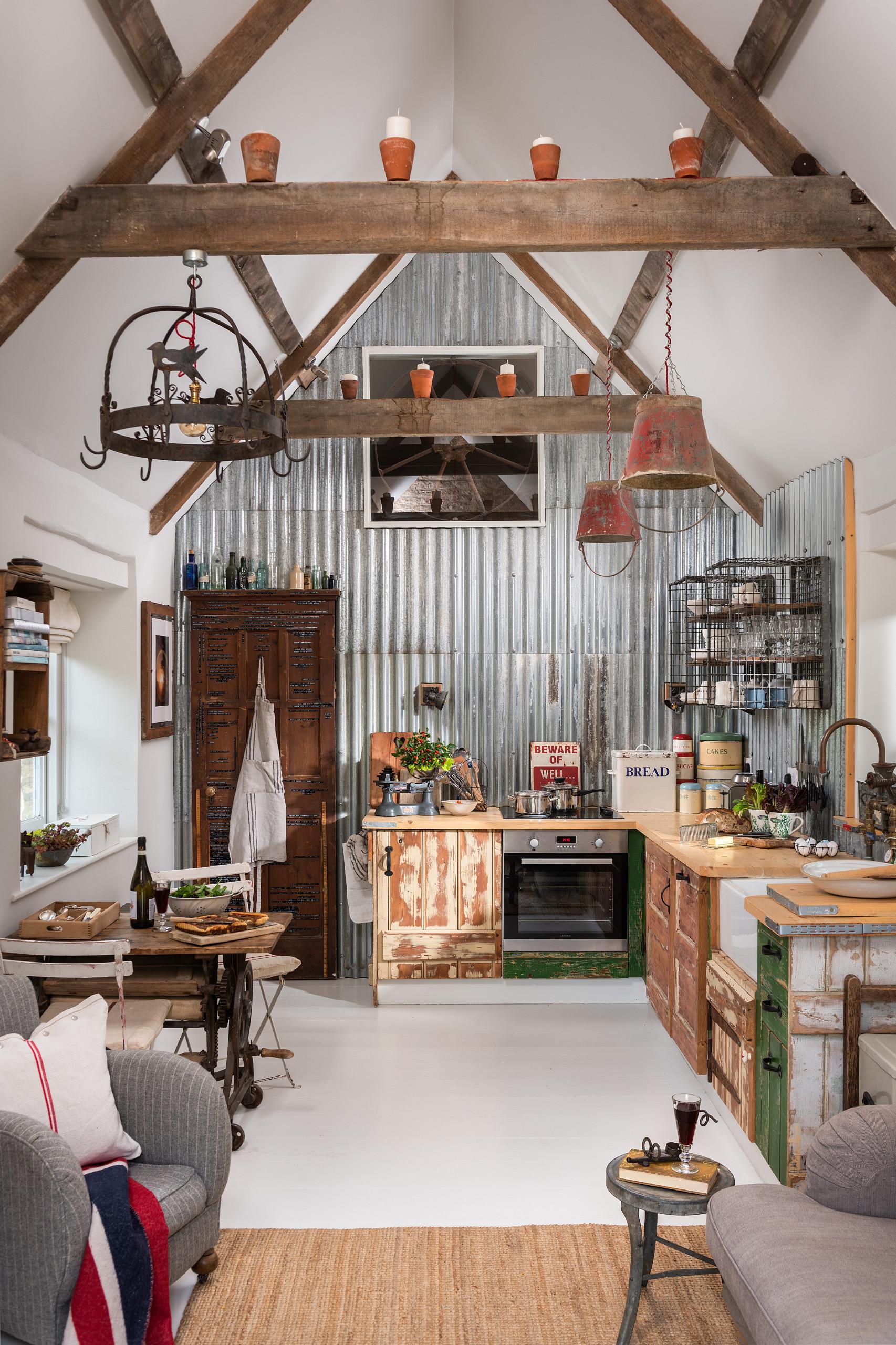 Reclaimed wood accents add warmth and history to your farmhouse kitchen