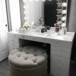 Hollywood Makeup Vanity Mirror with Lights-Impressions Vanity | Et